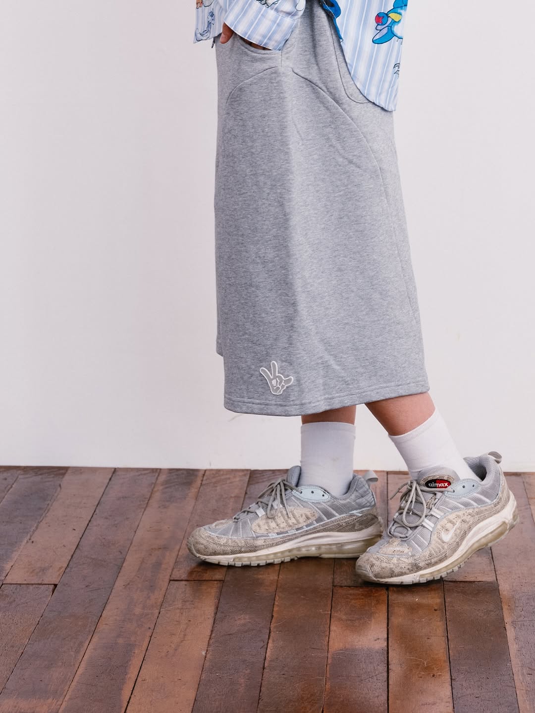 Y007325 Laundry Mobile Shorts