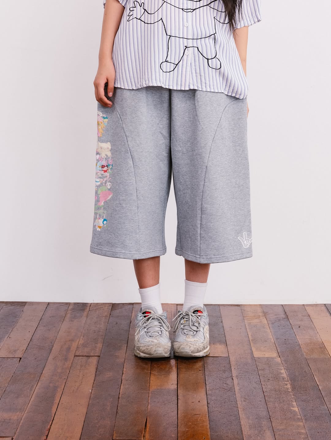 Y007325 Laundry Mobile Shorts